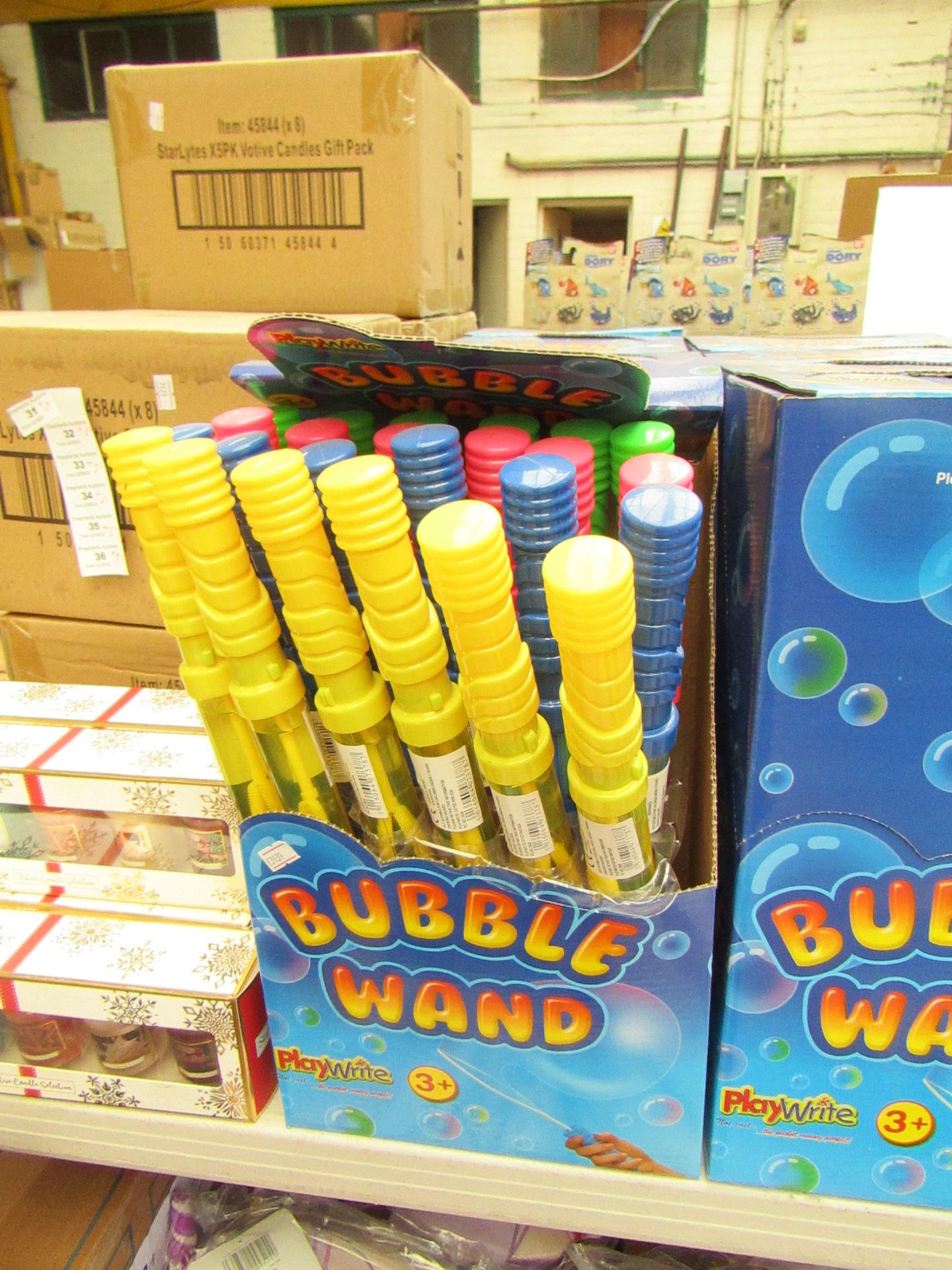 Retail Box of 24 Large Bubble Wands. New & Boxed