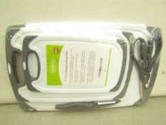 Sekerito 3 Piece Chopping Board Set with Peeler & Scissors. New & Packaged