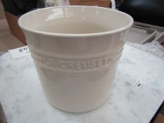 | 1X | LE CREUSET 2.3LTR UTENSIL CROCK | NEW | RRP £27.50 |