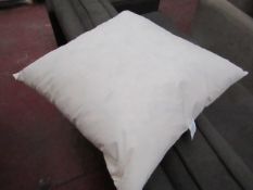 | 4X | UNBRANDED DUCK FEATHER FILLED 50X50CM CUSHION INNER PADS | NEW |