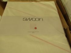 |1X | SWOON WILES PINK DOUBLE DUVET SET THAT INCLUDE DUVET COVER AND 2 MATCHING PILLOW CASES | NEW