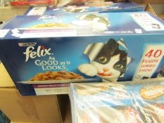 40 Pouches (100g each) ofMixed Felix Cat food. BB 03/22