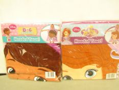 2 x Hooded Towels 1 Being Sofia the First & The Other Doc McStiffins. New & packaged