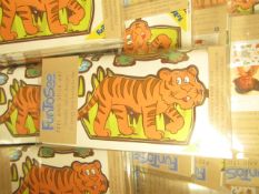10 x Jungle Safari Peel & Stick Art. New & Boxed