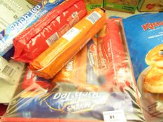 8 Packs of McVities Everday selection Buscuits. BB 31/10/20.