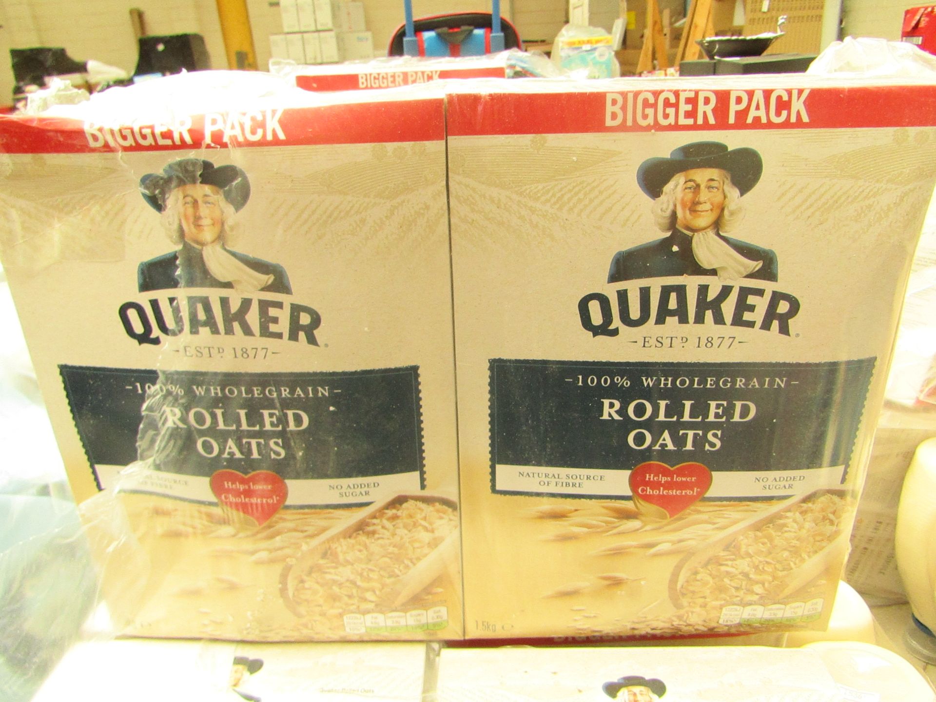 2 x 1.5kg Quaker Wholegrain Rolled Oats. BB 06/03/21