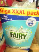 Fairy Non Bio 9.100kg Washing Powder. 140 washes.Box Has split but has been Fixed