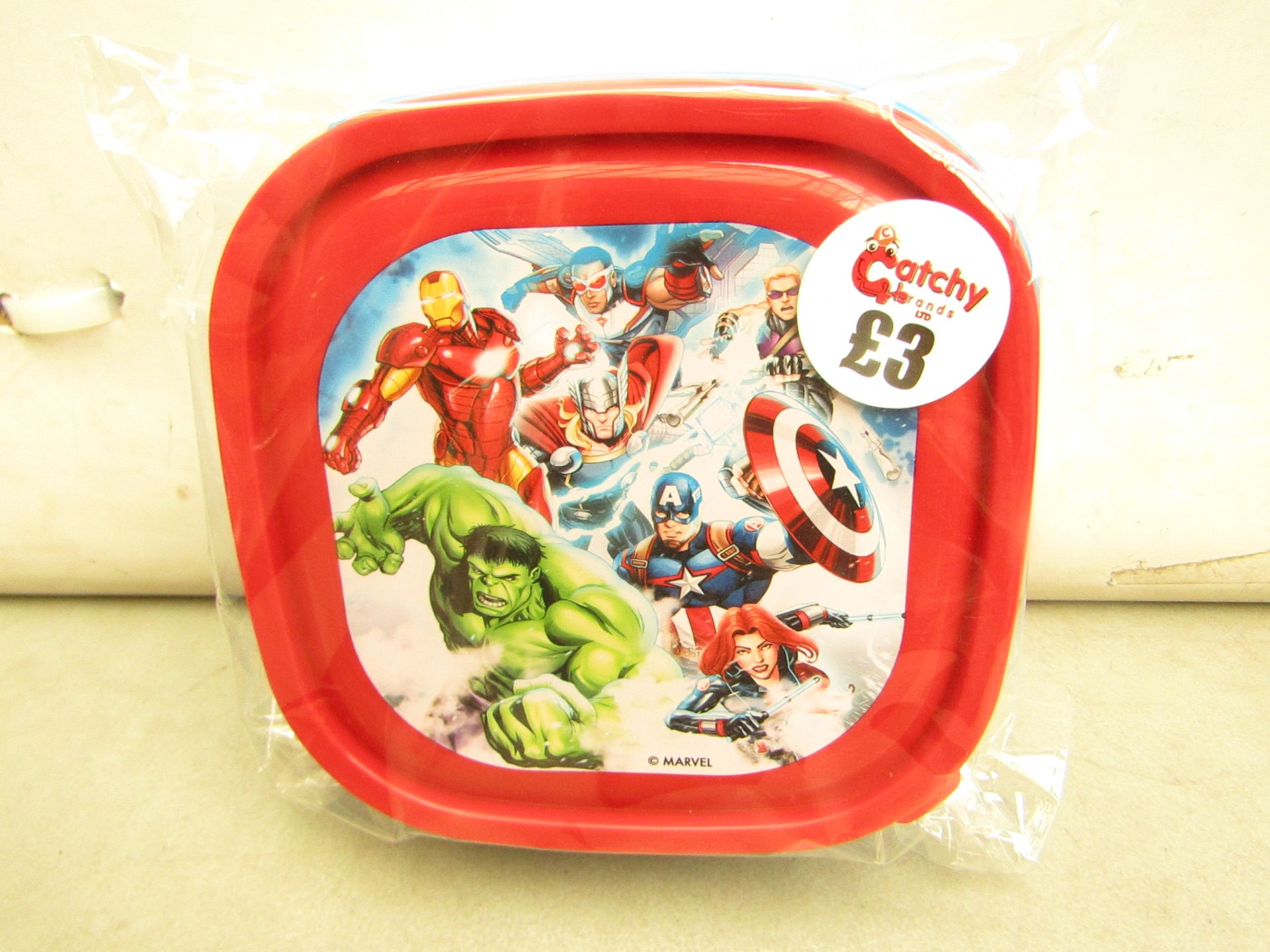 Box of 24 Avengers Plastic Snack boxes. New & Packaged. RRP £3 each