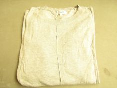 5 x Nizzin Size Large Thin Ladies Sweaters. New & Packaged