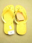 Havaianas Flip Flops.33-34. Unused with tags