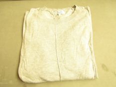 5 x Nizzin Size Large Thin Ladies Sweaters. New & Packaged