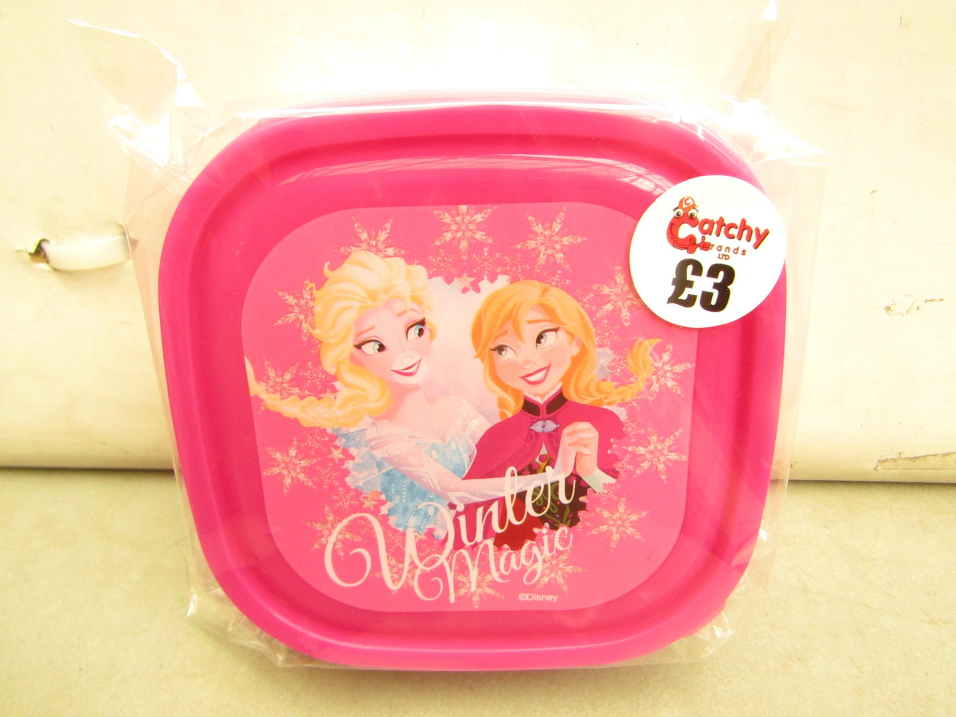 Box of 24 Frozen Plastic Snack boxes. New & Packaged. RRP £3 each