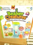 Beaker Creations Magnification centre. 10pcs with2 Beaker Creations. New & Boxed