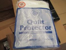 Yorkshire Comfi Classics quilt protector single, new and packaged.