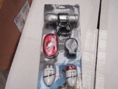 Gear'd LED Bike light set, includes LED front and back lights with front torch and mounts, new