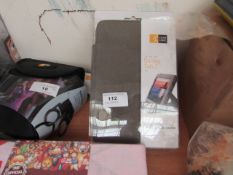 2 Items Being 1 x  Galaxy Tab 2 7" Case &  1 x Camera Day Holster. New & packaged