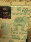 1 x George Home Easy Care Duvet Set Super King new & packaged