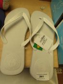 Dupe Mens Flip Flops size 8 new with tag