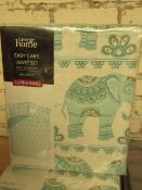 1 x George Home Easy care Duvet Set Super King new & packaged