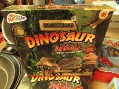 Graffix Dig and Discover Dinosaur Jungle new & packaged
