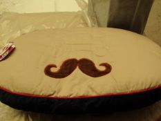 1 x Bobby Dog Bed 75cm x 50cm new with tags see image