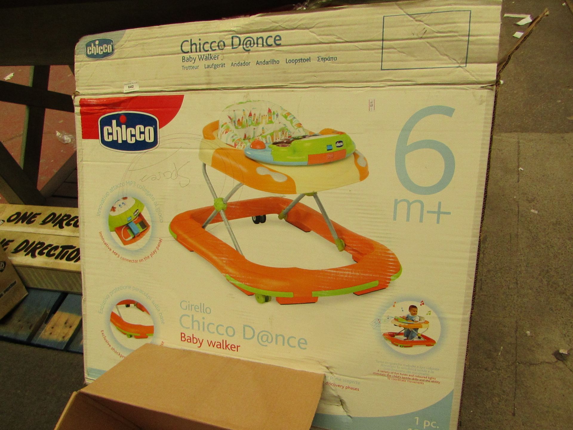 Chicco BabyWalker boxed unchecked