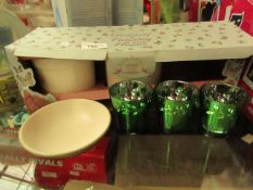 6 items being 2 x Botanical Ceramic Plant Pots 1 x Xmas Trinkets dish & 1 x Set of 3 Tea Light