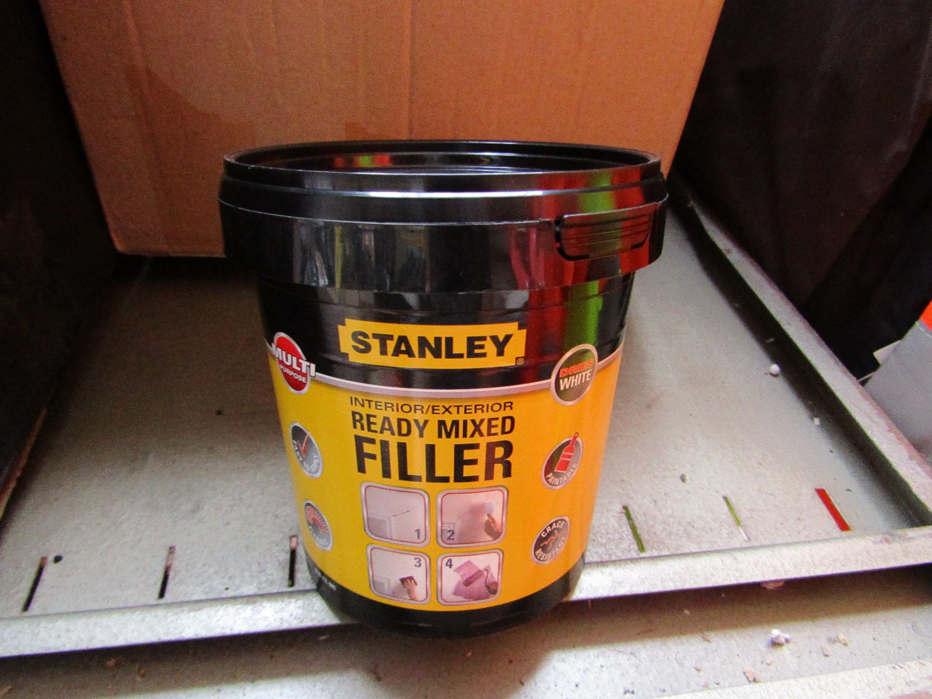 6x 1.2KG tubs of Stanley Multi Purpose ready Mixed Interor and Exterior filler, new