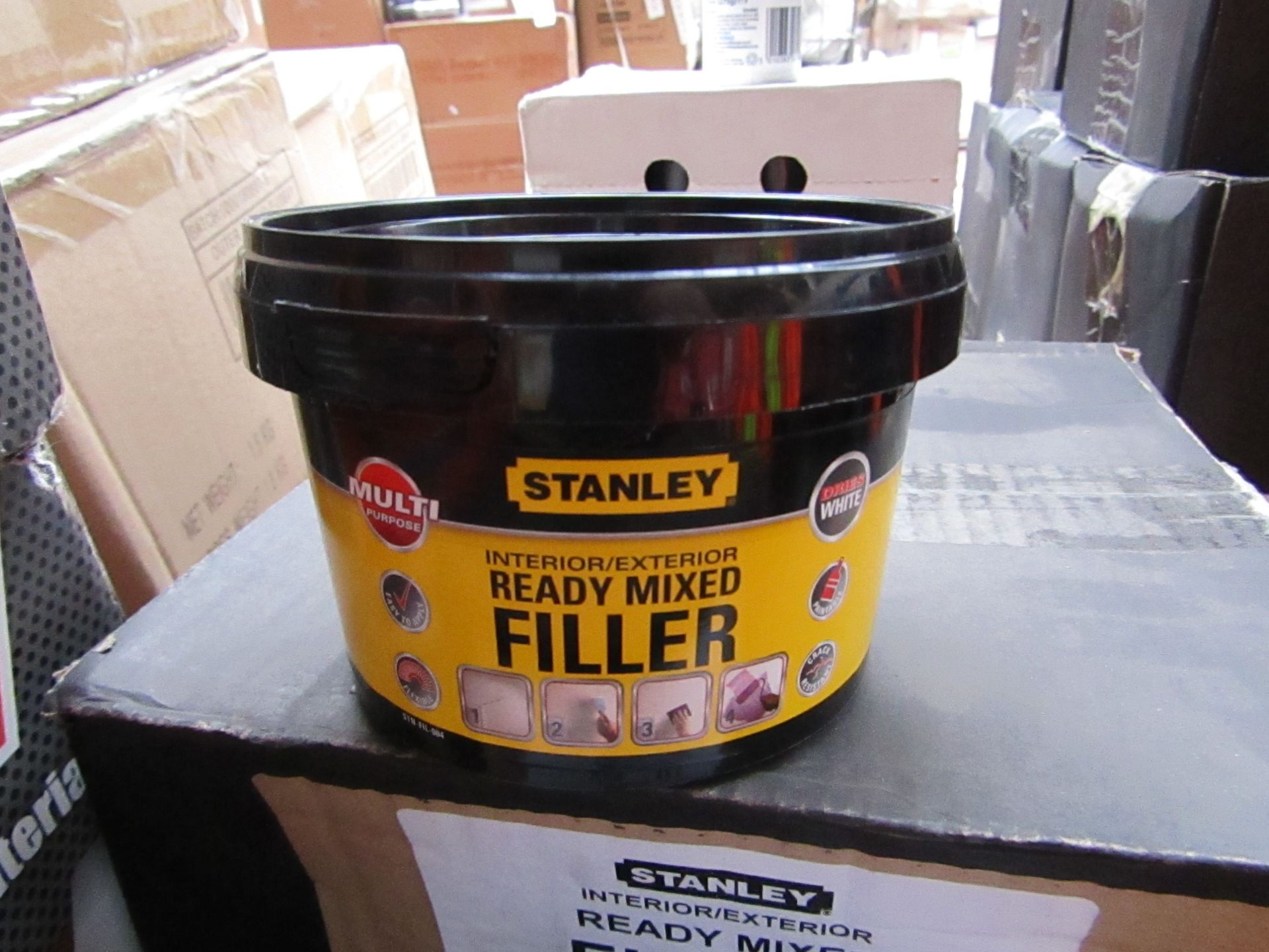 6x 600g tubs of Stanley Multi Purpose ready Mixed Interor and Exterior filler, new