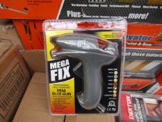 Mega Fix Professional Multi Purpose Mini Glue gun, new and blister packed with 2 glue sticks