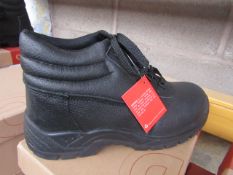 Centek Black Steel Toe Cap Boot size 8 new & boxed