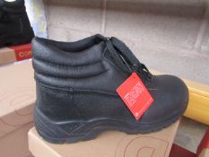 Centek Black Steel Toe Cap Boot size 9 new & boxed