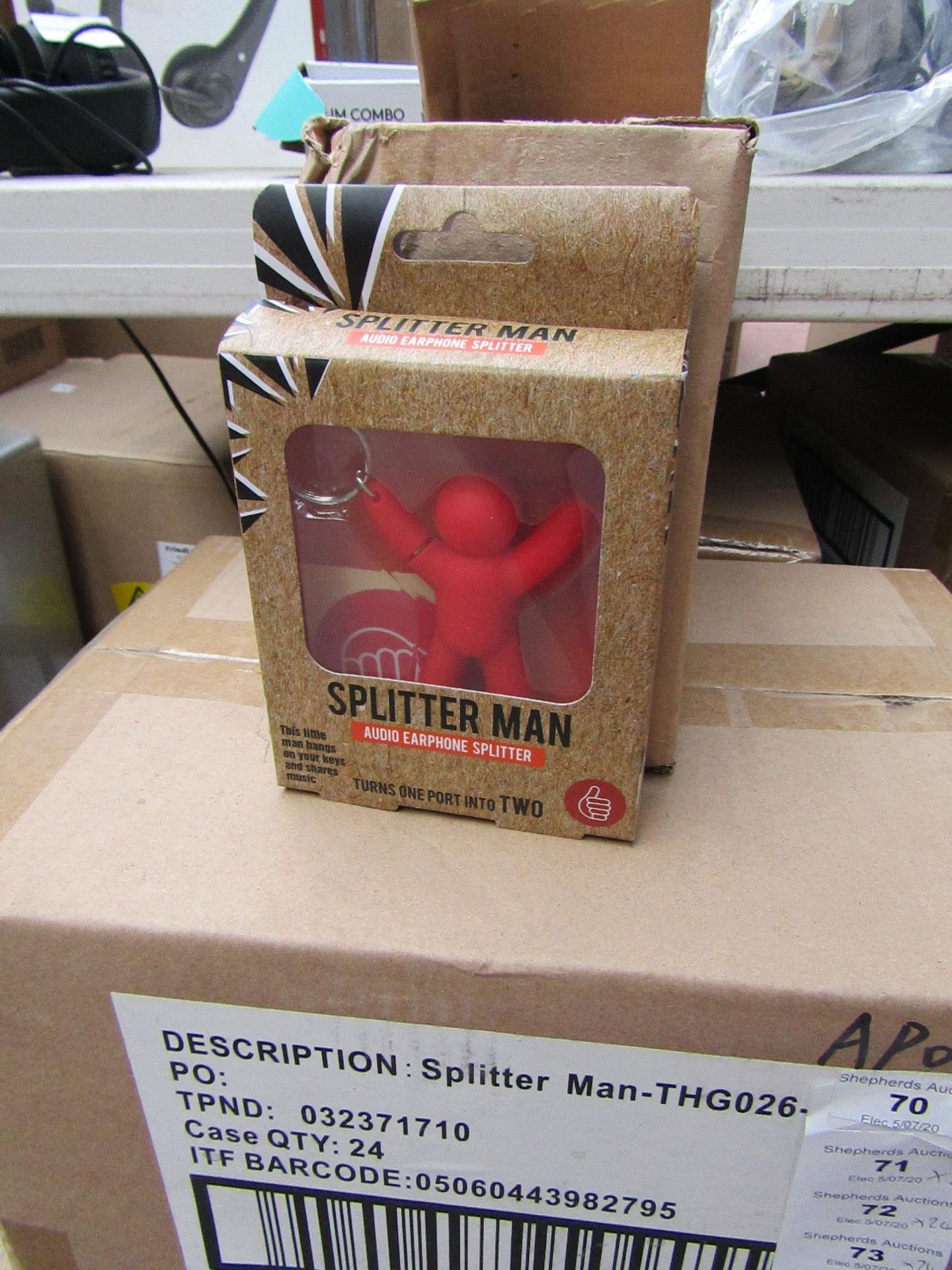 24x Splitter Man AUX cable splitter, new and boxed.