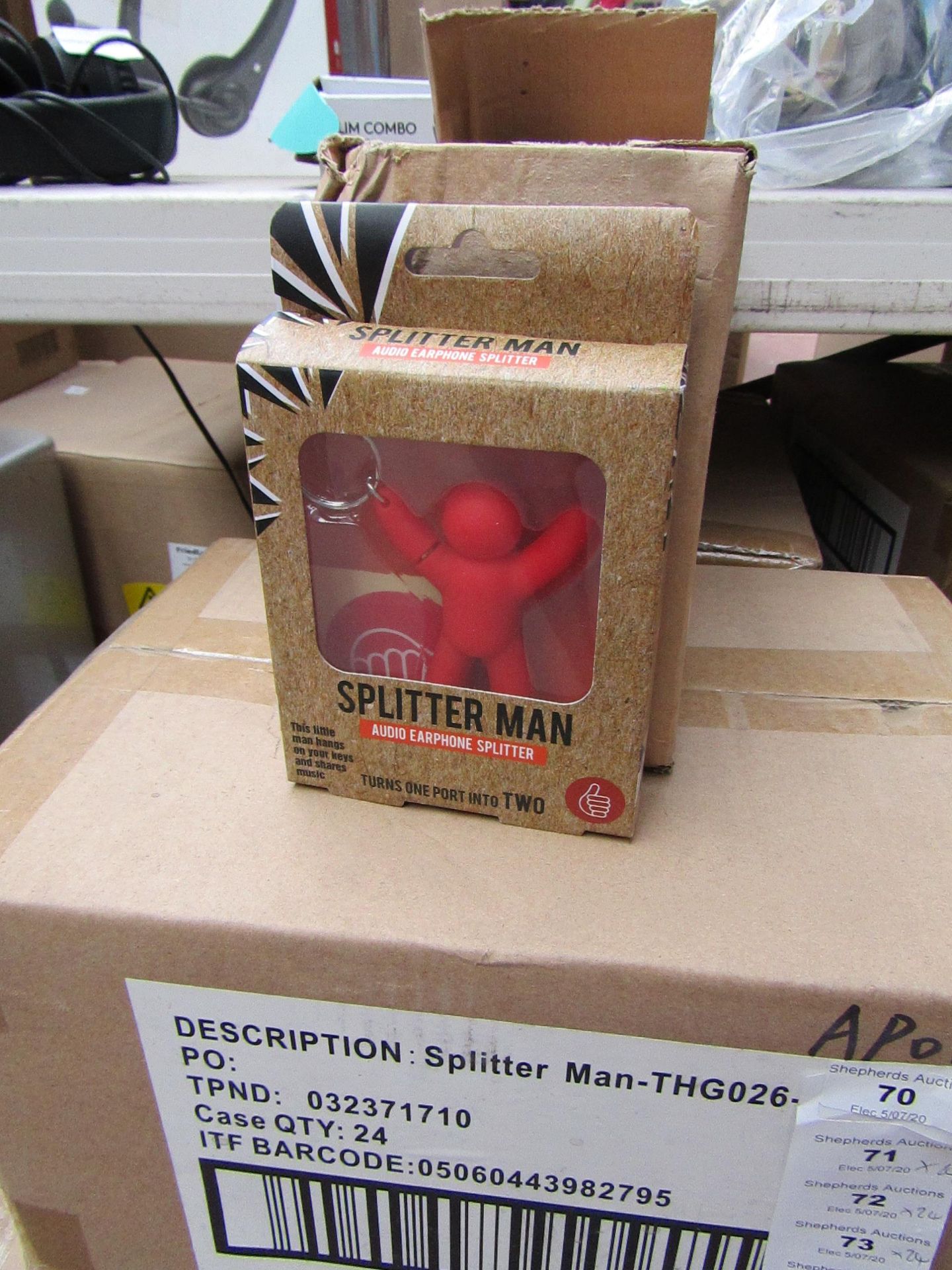 24x Splitter Man AUX cable splitter, new and boxed.