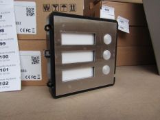 2 Piece outdoor Dahua safety module set including; Dahua 3 button module with an embedded case,