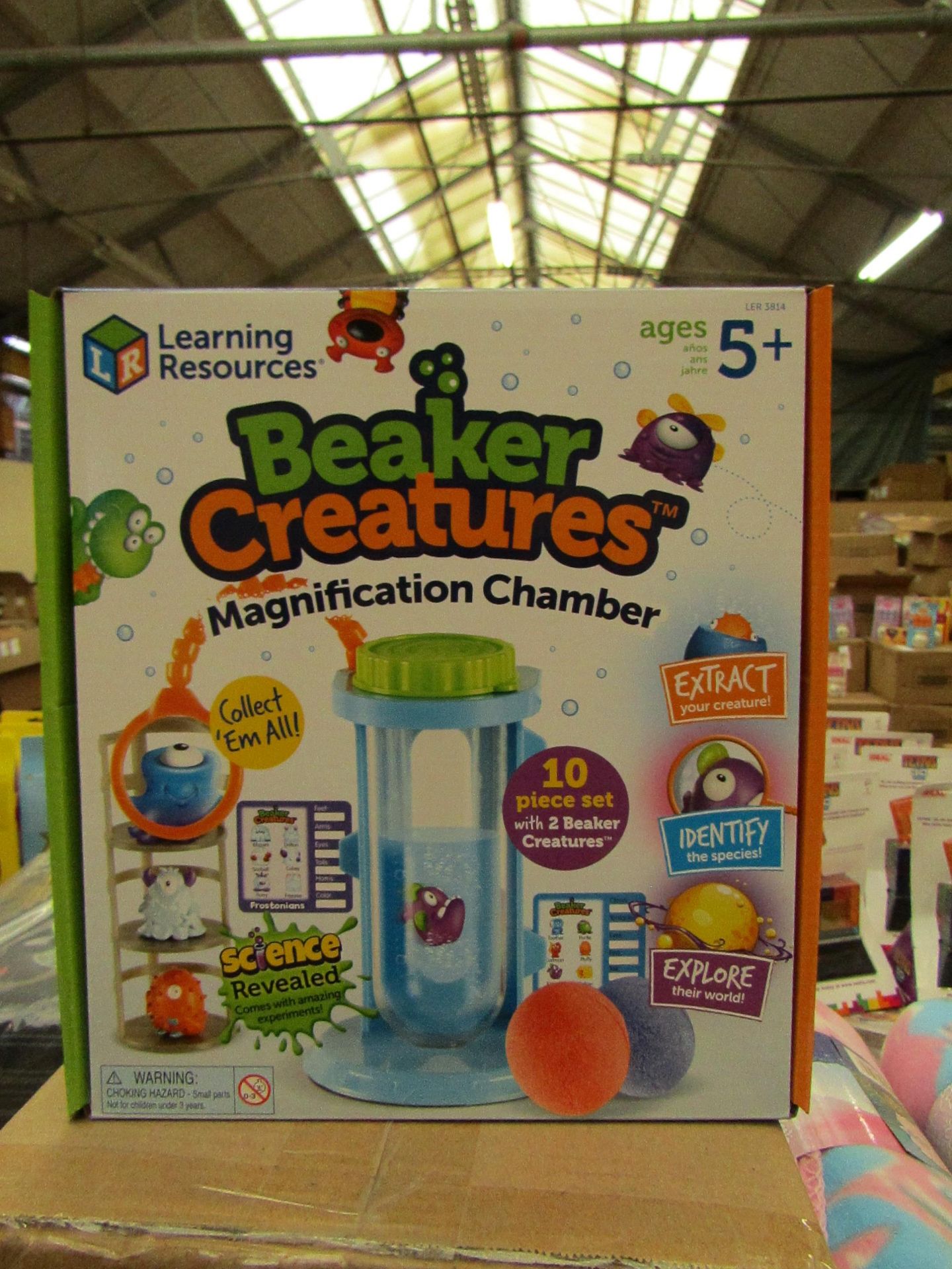 Beaker Creatures Magnification Chamber 10 piece Set. New & Boxed