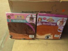 2 x Hooded Towels 1 Being Sofia the First & The Other Doc McStiffins. New & packaged