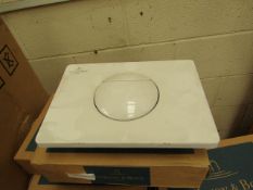 Villeroy and Boch flush plate, new and boxed.