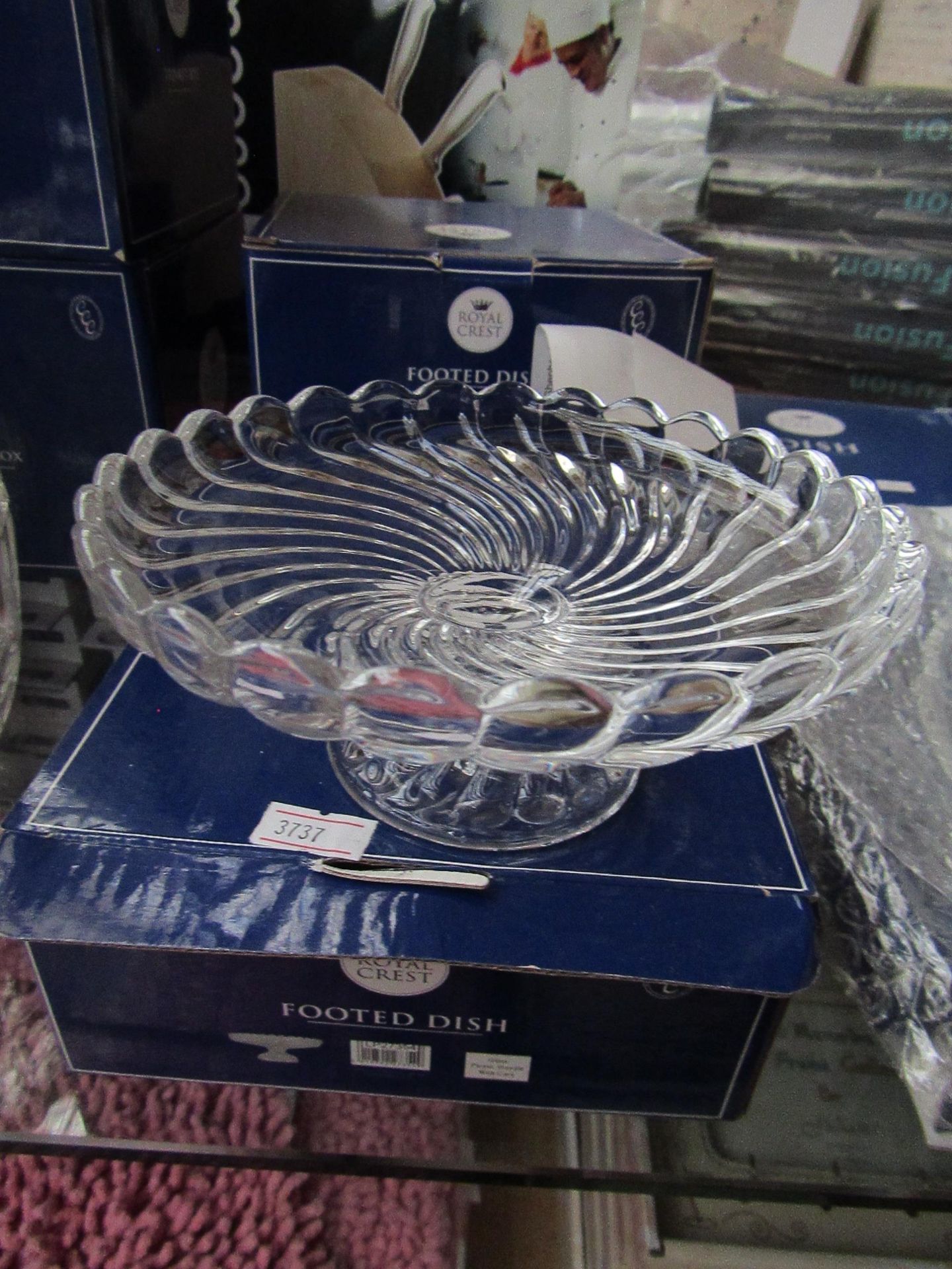 1 x Royal Crest Crystal Footed Dish 5" in Diameter new & packaged - Image 2 of 2