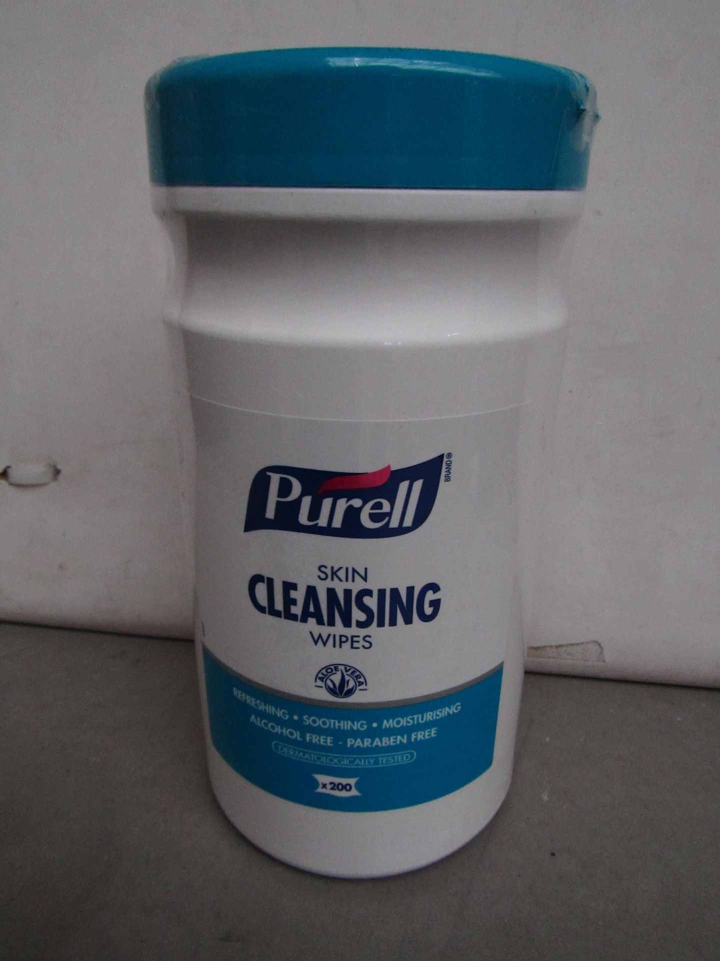 2x Tubs of 200x Purell skin cleansing wipes, alcohol free, new.
