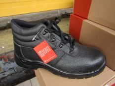 Centek Black Steel Toe Cap Boot size 9 new & boxed