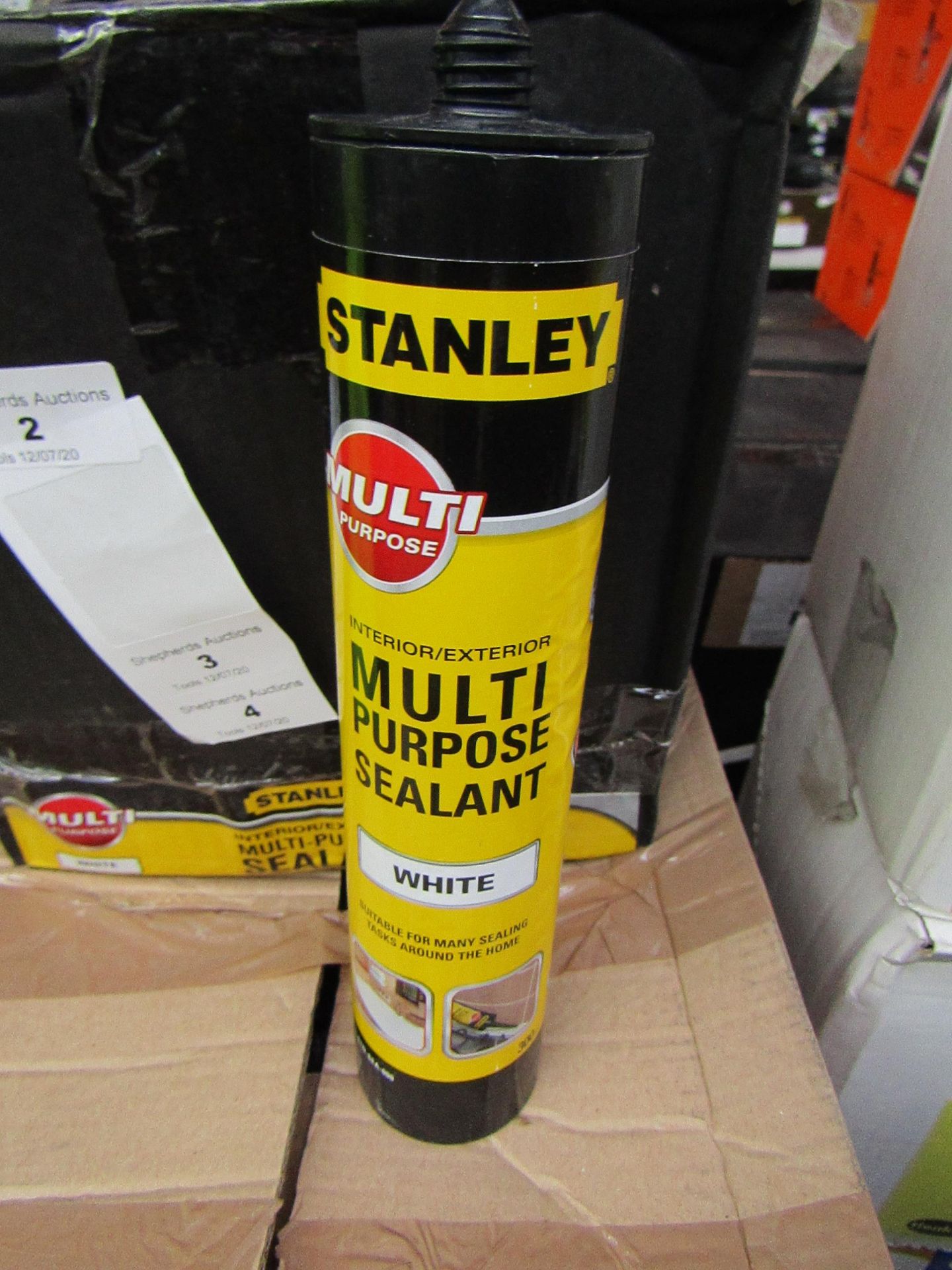 6x 300ml Tubes of Stanley Interoer and exterieor multi Purpose White Sealant, new