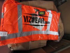 Vizwear hi vis jacket, size 4XL, new and packaged.