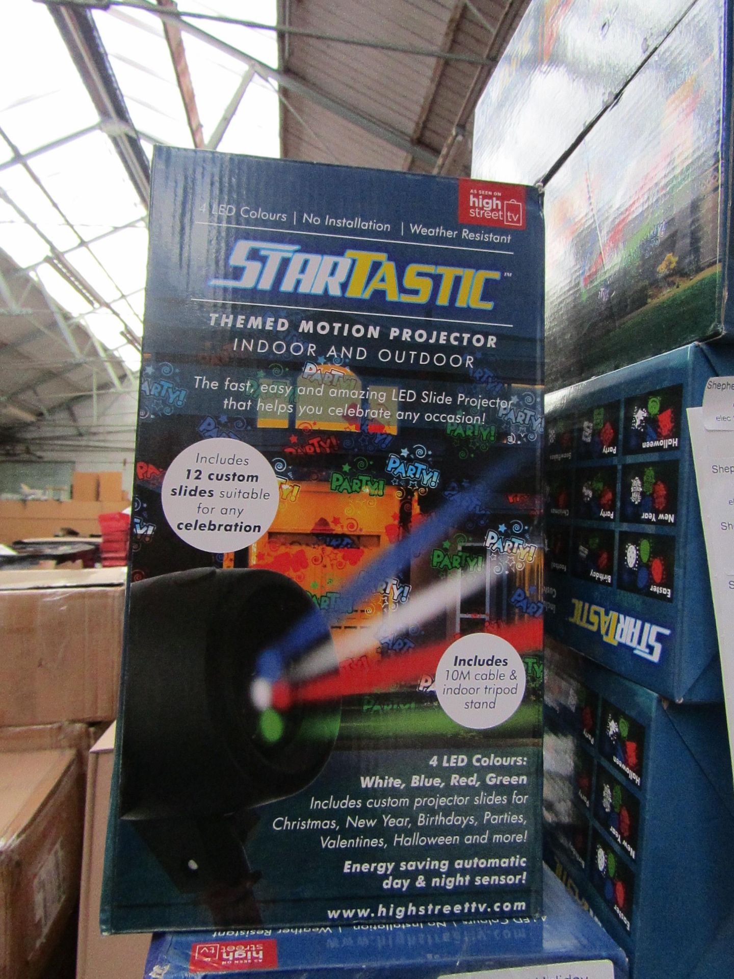 | 1x | STARTASTIC OUTDOOR AND INDOOR THEMED MOTION PROJECTOR | UNCHECKED AND BOXED | NO ONLINE RE-