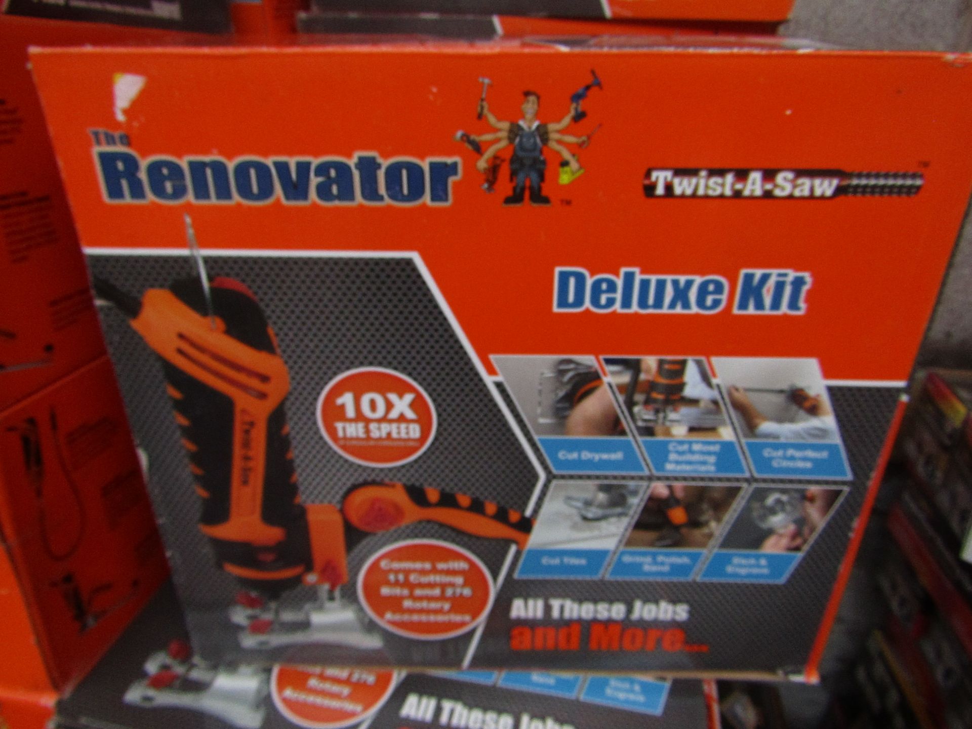 | 1X | RENOVATOR TWIST A SAW WITH ACCESSORY KIT | MAIN UNIT IS TESTED WORKING BUT WE HAVEN'T CHECKED