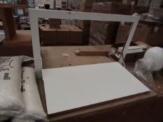 | 1X | WALL HUNG PULL DOWN/FOLD AWAY DESK | LOOKS UNUSED (NO GUARANTEE) BUT ONLY HAS ONE WALL