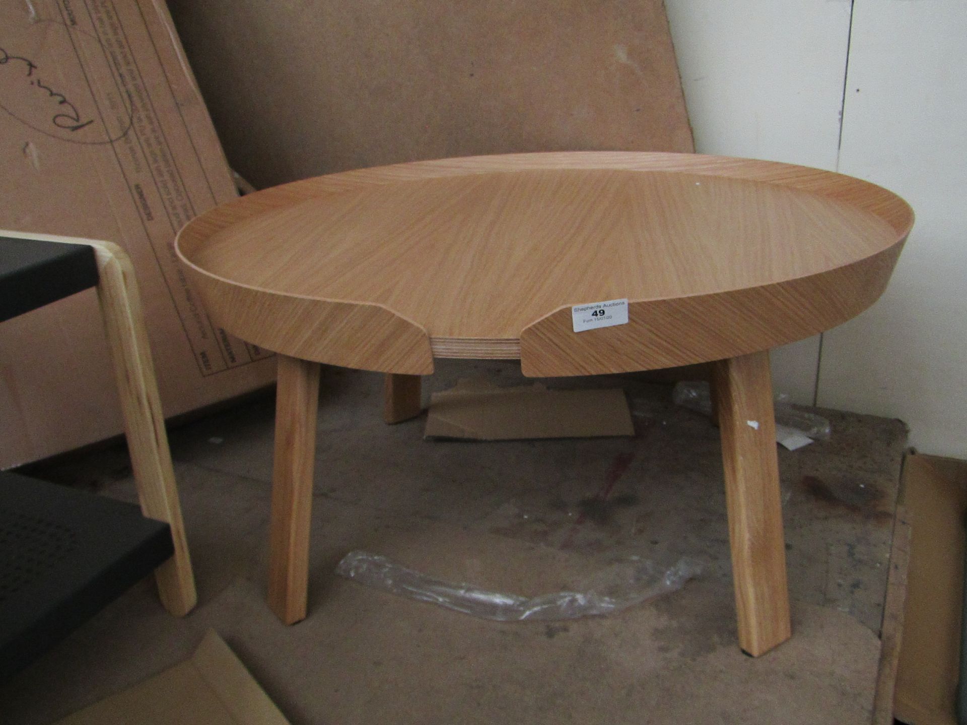 | 1X | MUUTO LARGE ROUND OAK TABLE | LOOKS UNUSED (NO GUARANTEE), BOXED | RRP £623.00 |