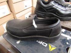 Delta Plus Steel toe cap slip on shoes, new size 3