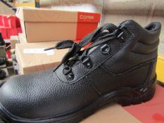 Centek Black Steel Toe Cap Boot size 9 new & boxed