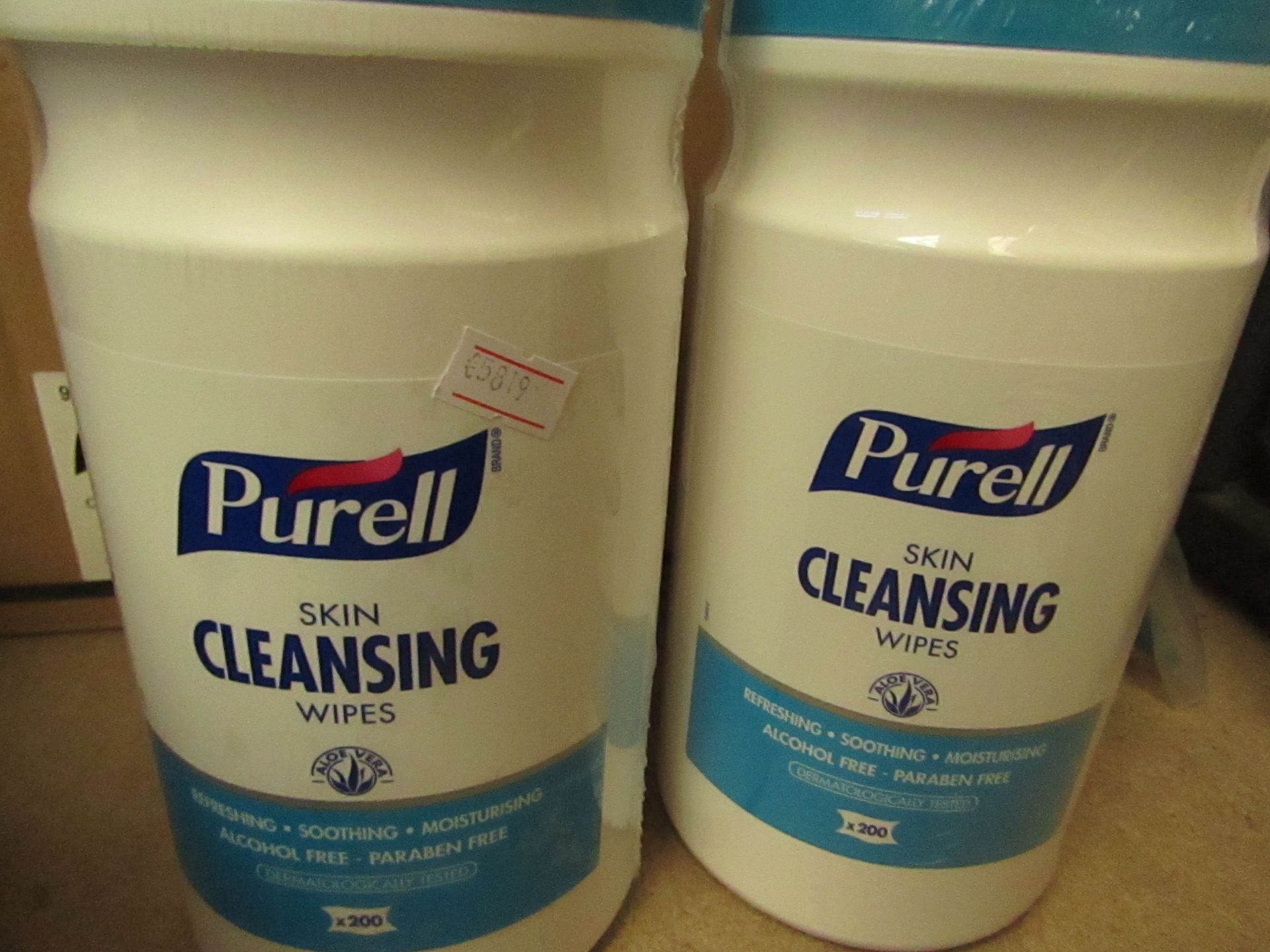 2 x 200 Purell Skin Cleansing Wipes. New & In Sealed Tubs